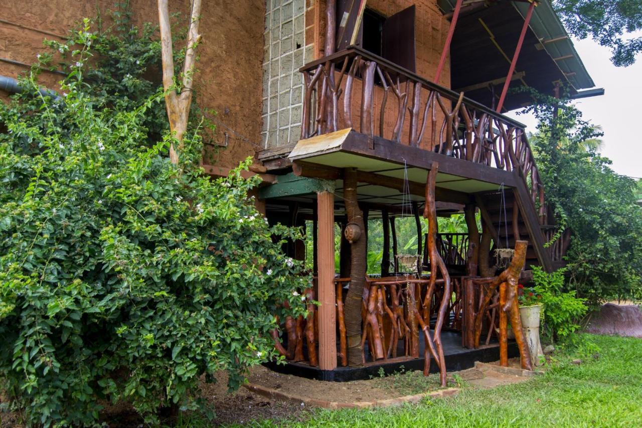 Anushka Nera Nature House * Сигирия